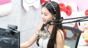 娱乐吃瓜主播真假对比视频